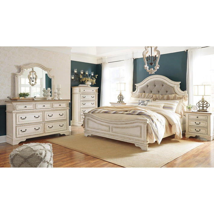 Realyn King Upholstered Panel Bed with Dresser