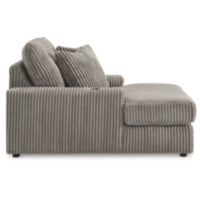 Lindyn Chaise (2110415)