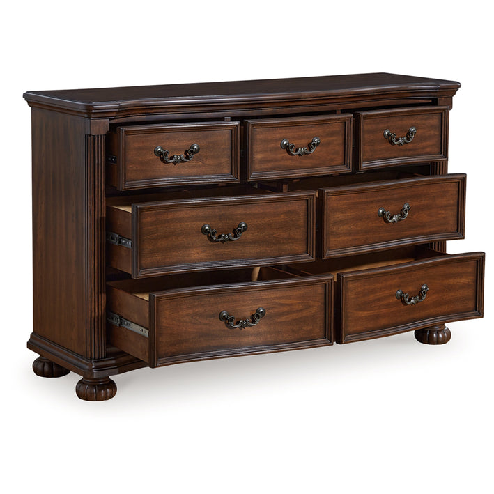 Lavinton 7 Drawer Dresser