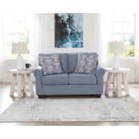 Carissa Manor Loveseat (3260435)