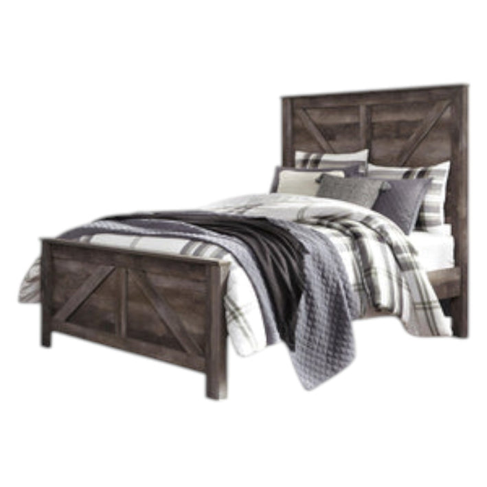 Wynnlow King Crossbuck Panel Bed with Dresser