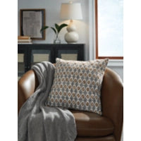 Dainwick Pillow (4/CS) (A1001102)