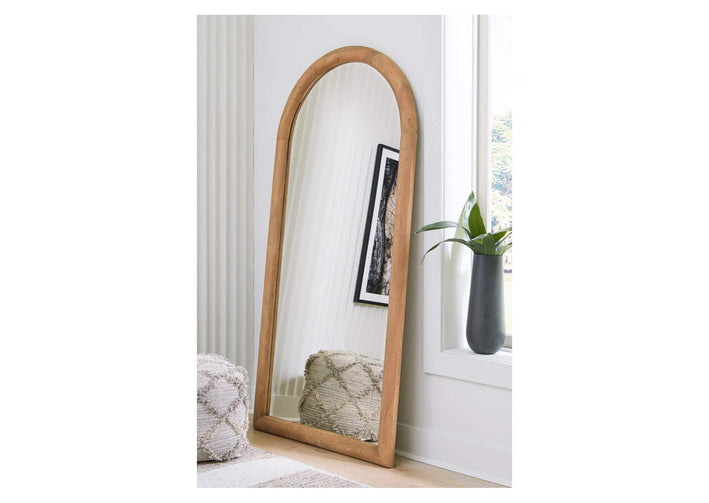 Dairville Floor Mirror(A8010323)