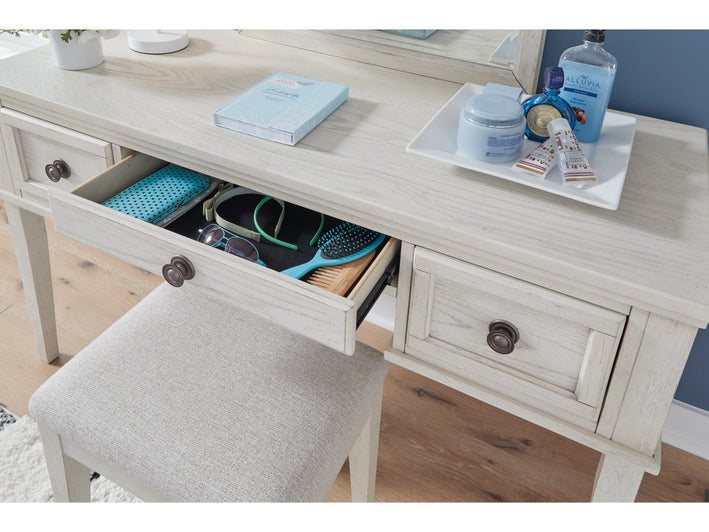 Robbinsdale Vanity/UPH Stool (2/CN) (B742-22)