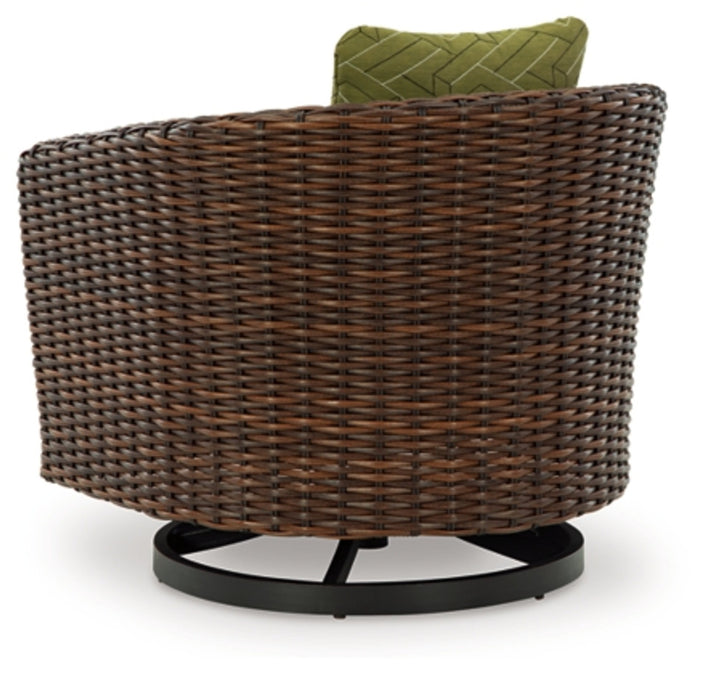 Horizon Hall Swivel Lounge w/ Cushion (P572-821)