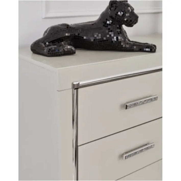 Zyniden Six Drawer Dresser(B2114-31)