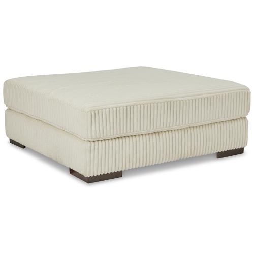 Lindyn 5-Piece Sectional with Ottoman