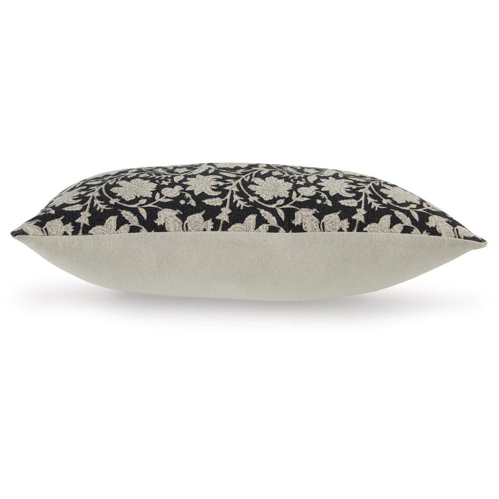 Edinfielders Pillow (4/CS)