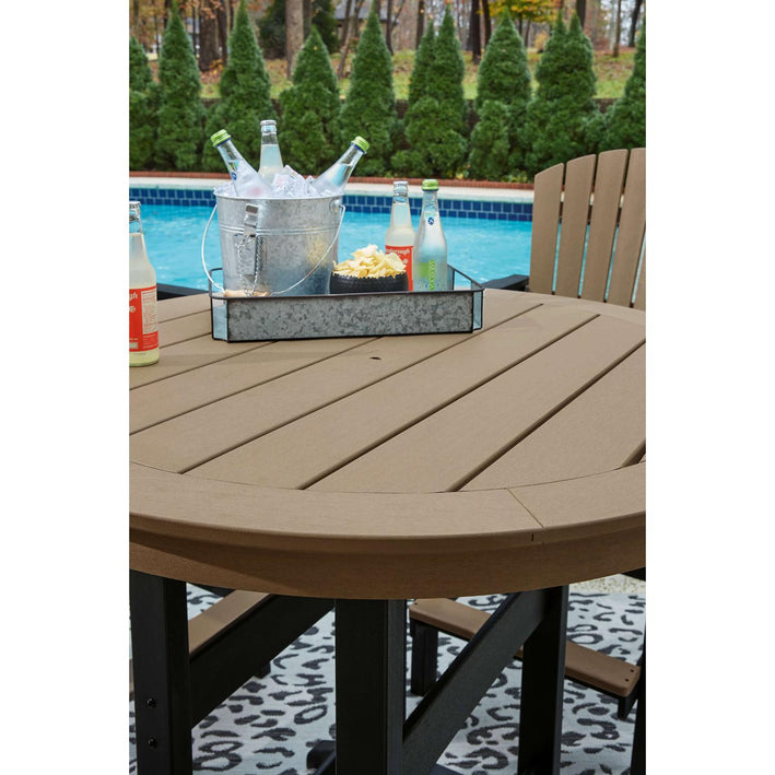 Fairen Trail Outdoor Bar Table and 4 Barstools (PKG009513)