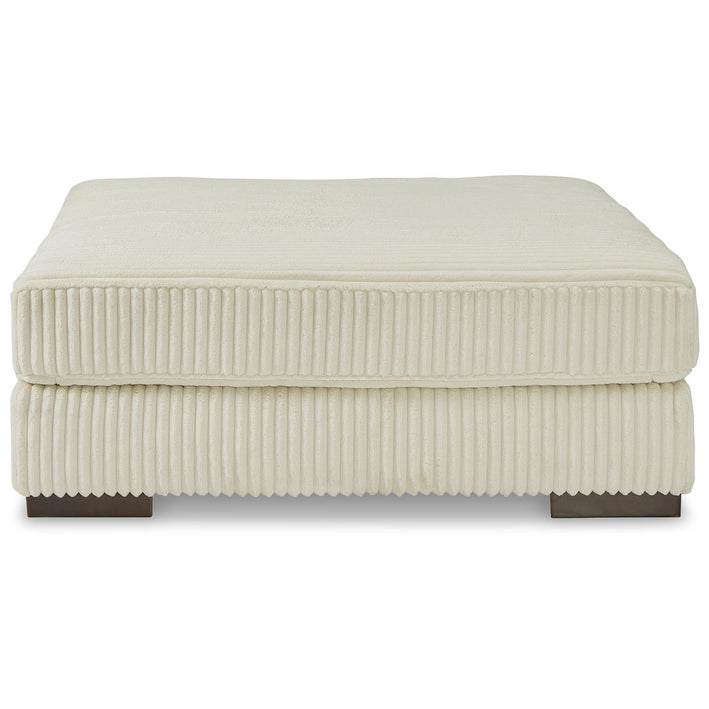 Lindyn 3-Piece Sectional with Ottoman