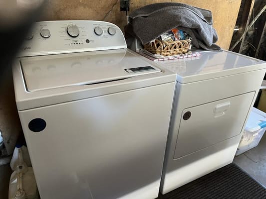 WHIRLPOOL 7.0 cu. ft. Electric Vented Dryer with AUTODRY Drying System, Hamper Door - White (CDEW7110RW)