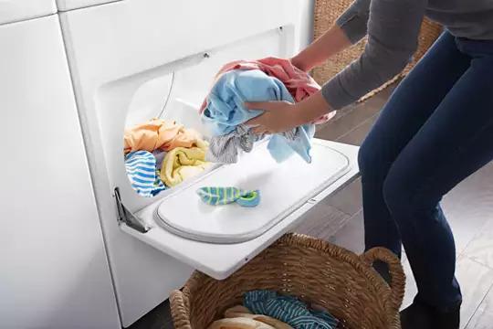 WHIRLPOOL 7.0 cu. ft. Electric Vented Dryer with AUTODRY Drying System, Hamper Door - White (CDEW7110RW)