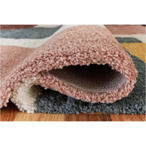 Flynnwick Medium Rug (R407182)